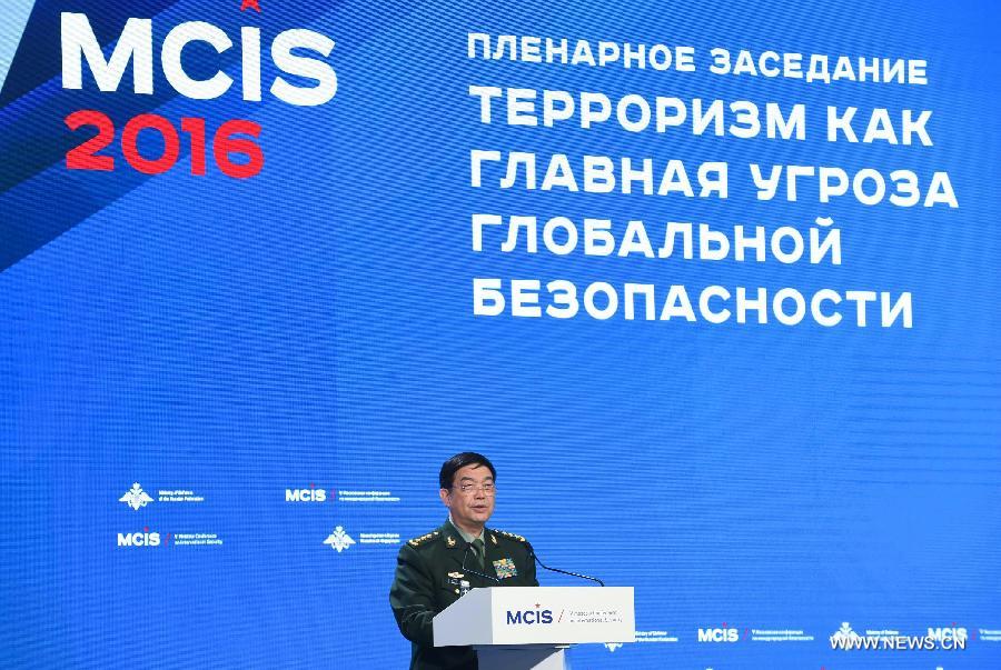  Член Госсовета КНР, министр обороны КНР Чан Ваньцюань сегодня в рамках участия в 5-й Московской конференции по международной безопасности встретился с министром обороны России Сергеем Шойгу.
