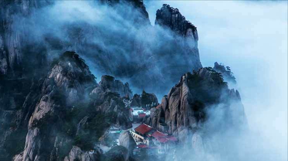 Пик Тяньдуфэн в горах Хуаншань