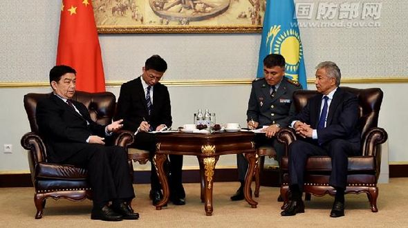 Чан Ваньцюань провел переговоры с министром обороны Казахстана