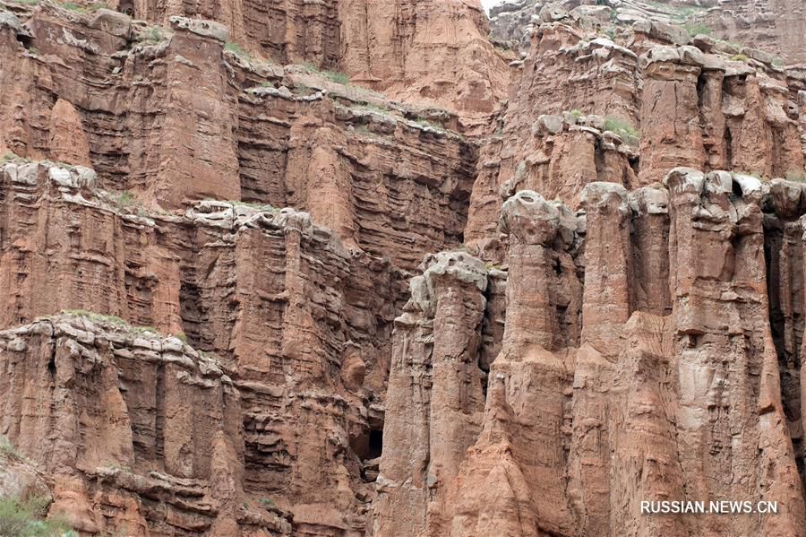 Ущелье Томур в горах Тянь-Шань в Синьцзяне