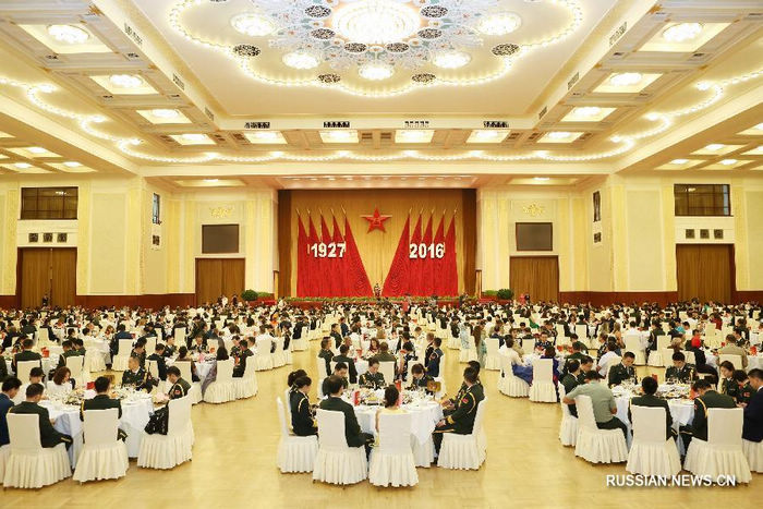 В Пекине прошел торжественный прием по случаю 89-летия НОАК