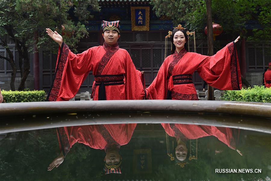 В Китае сегодня отмечается праздник Цисицзе -- китайский день влюбленных. 