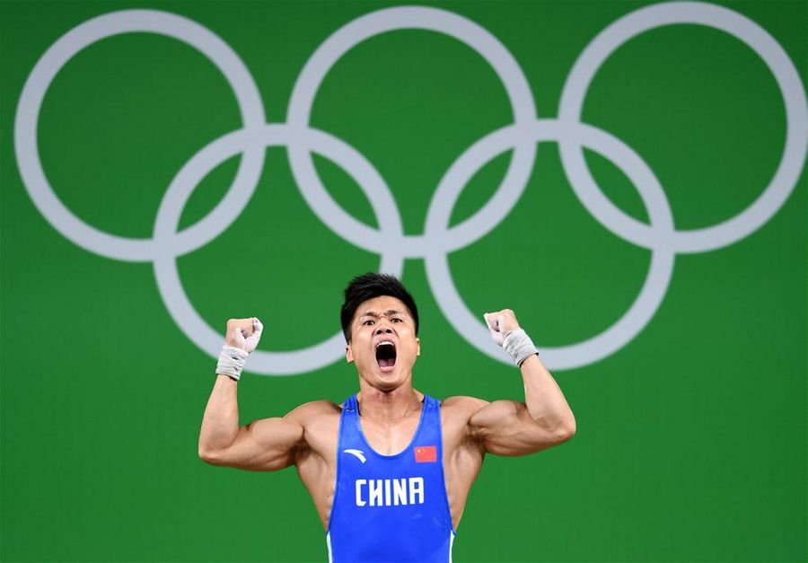 На Олимпийских играх в Рио-де-Жанейро китайский спортсмен Люй Сяоцзюнь, принимая участие в соревнованиях по тяжелой атлетике в весовой категории до 77 кг, установив мировой рекорд в рывке.