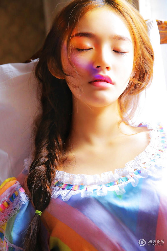 Красотка Линь Юнь