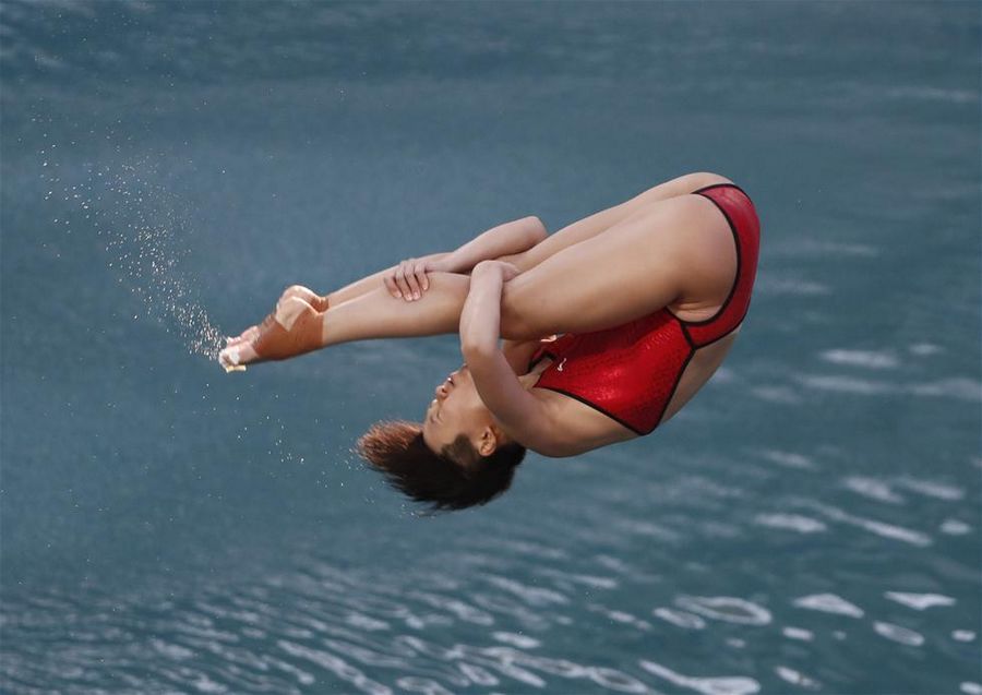 Китаянка Ши Тинмао завоевала золото в прыжках в воду с 3-метрового трамплина на Олимпийских играх, которые проходят в Рио-де-Жанейро. Спортсменка набрала 406,05 очка.
