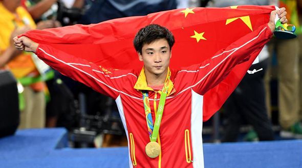 Китайский прыгун в воду Цао Юань завоевал 'золото' Олимпиады в Рио-де-Жанейро