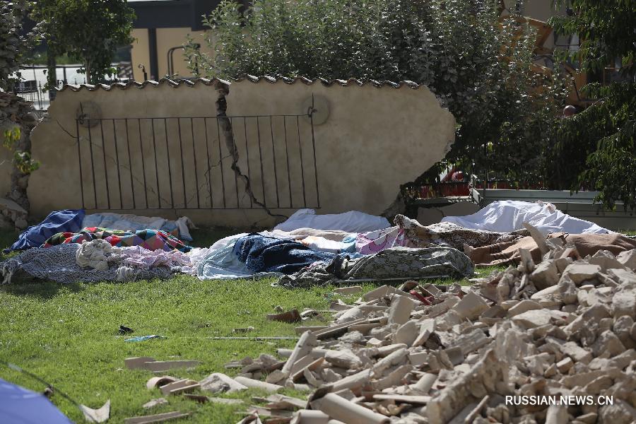 По меньшей мере 73 человека на данный момент погибли в результате землетрясения магнитудой 6,0, произошедшего сегодня в центральной части Италии.