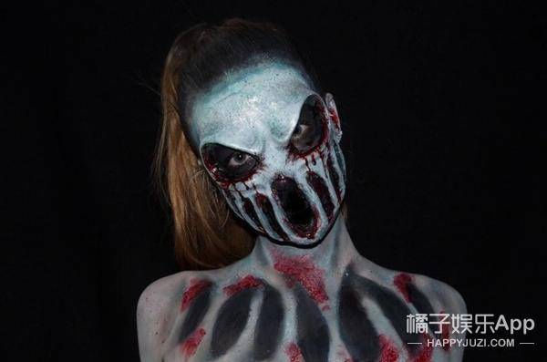 16-летняя австралийка и самоучка в страшном макияже!