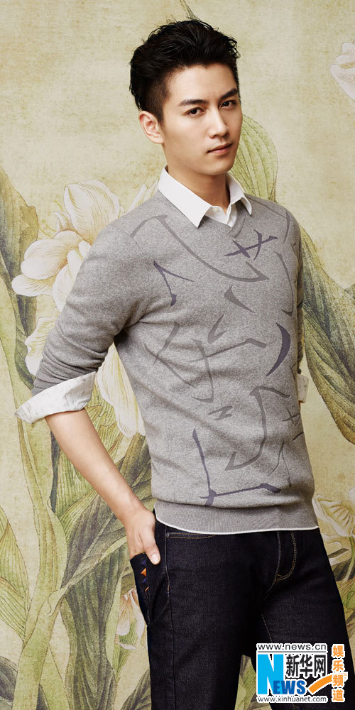 Популярный актер Чэнь Сяо снялся в новой фотосессии для рекламы мужской одежды