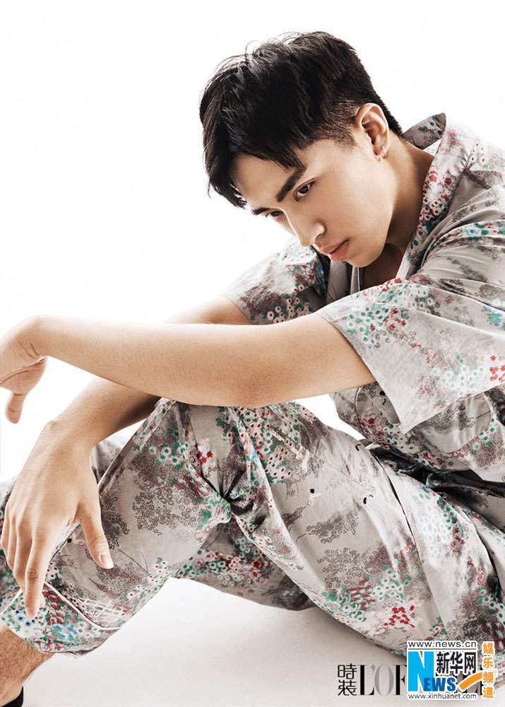 Популярный актер Сюй Вэйчжоу снялся для журнала «L&apos;OFFICIEL»