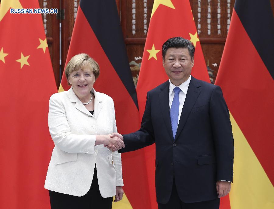 Китай и Германия будут сотрудничать для успешного проведения в Гамбурге саммита 'Группы 20' -- Си Цзиньпин
