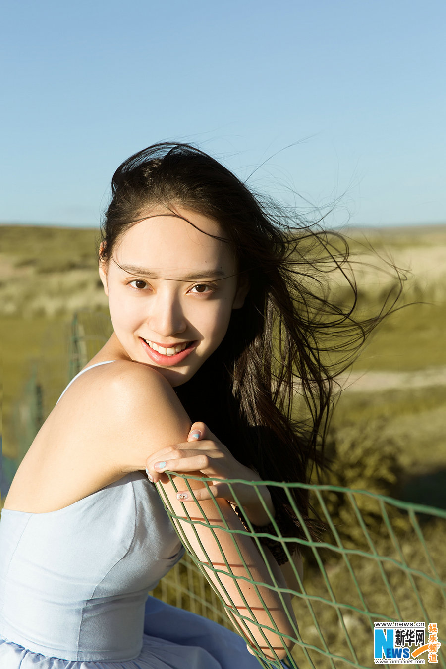 Новые фото актрисы Сунь Цзялин на лоне природы