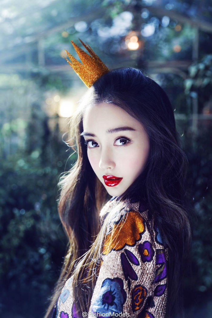 Angelababy попала на «BAZAAR»