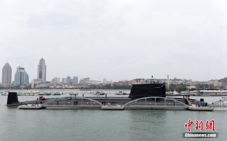 Первая ядерная подводная лодка Китая закончила службу