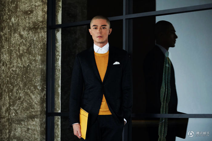 Тайваньский звезда Хо Цзяньхуа в модных блокбастерах