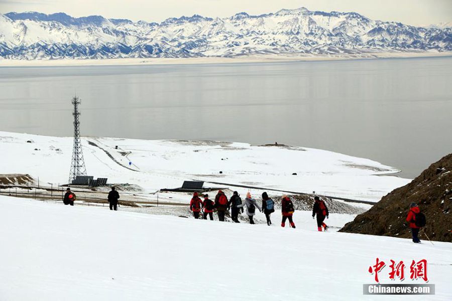 Озеро Сайрам-Нур в СУАР после снегопада