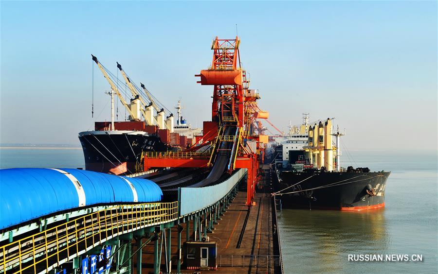 Грузооборот порта Хуанхуа за 2016 год вырос почти на 50 проц