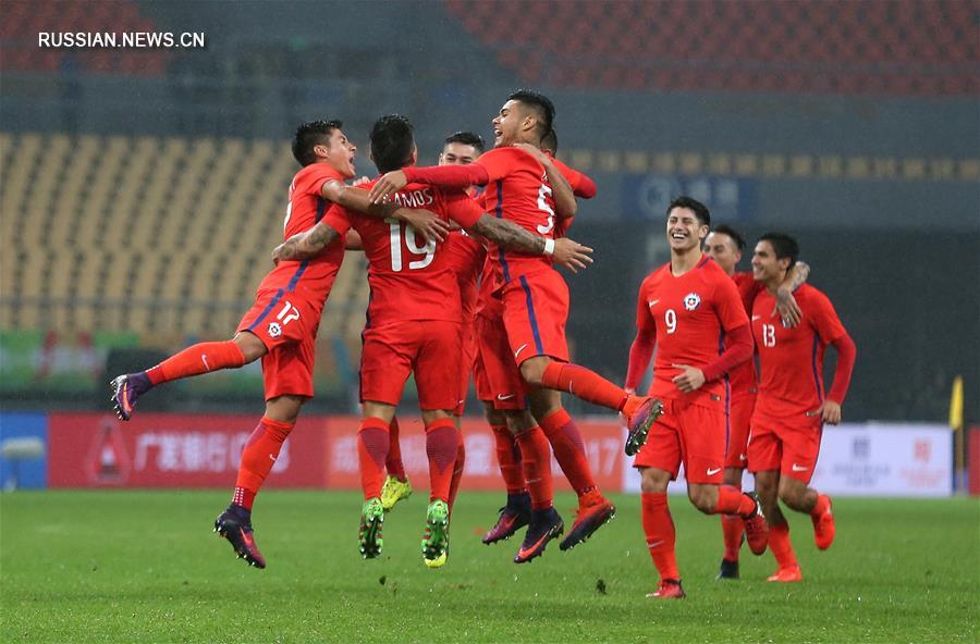 Футбол -- Международный турнир 'Кубок Китая': Чили -- Хорватия
