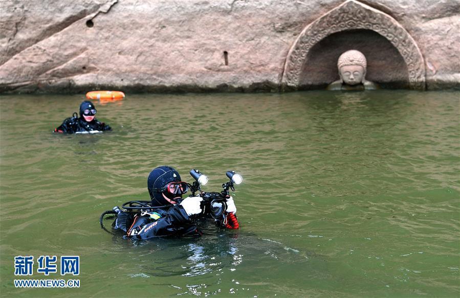 Статуя Будды обнаружена из-за падения уровня воды