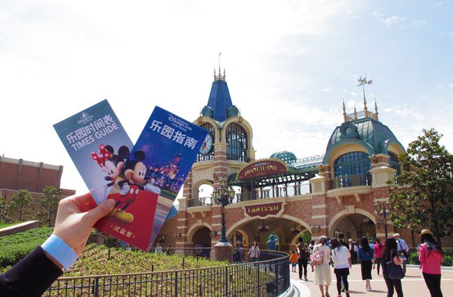 Шанхайский Диснейленд за 7 месяцев посетили почти 6 млн человек