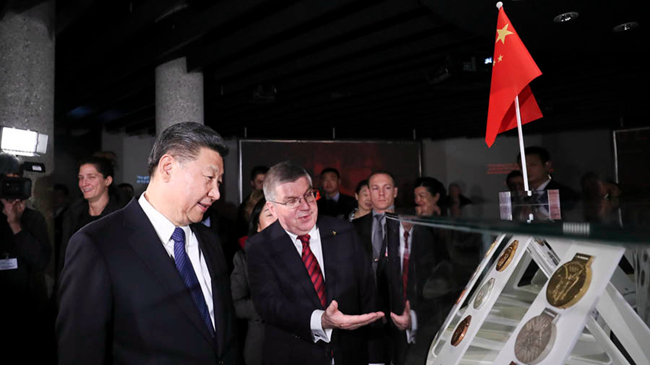 Си Цзиньпин встретился с президентом МОК Т. Бахом