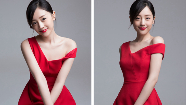 Новогодняя фотосессия красивой актрисы Хэ Хуа