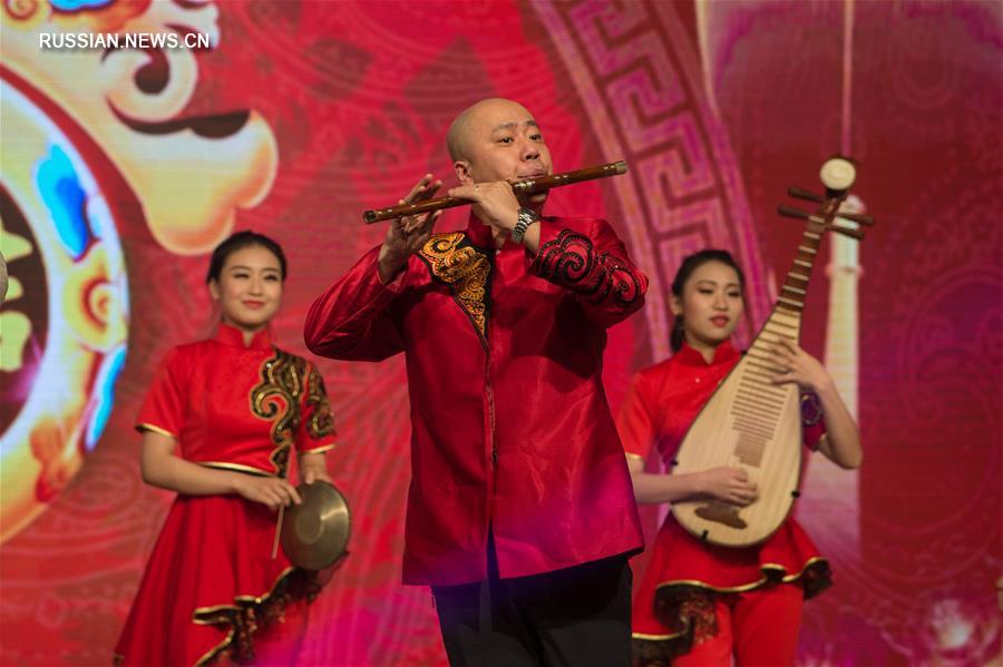 Концерт 'Культурный Китай - всем миром встретим праздник Весны' в Джакарте