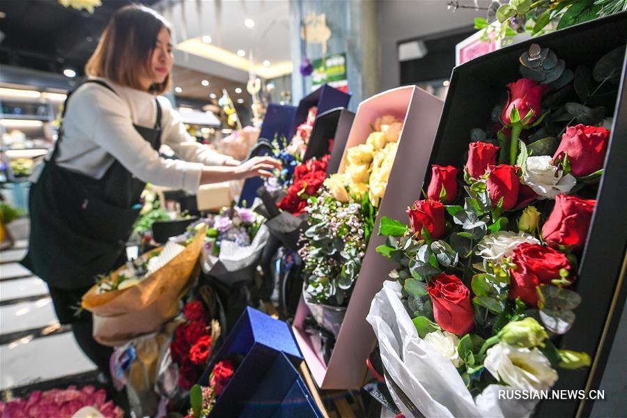 Потребительский ажиотаж в День всех влюбленных