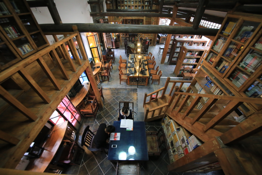 Библиотека в провинции Сычуань сочетает китайскую и западную традиции
