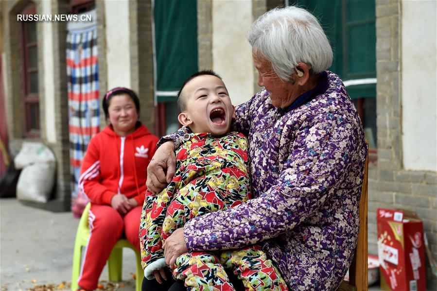 'Бабушка с любящим сердцем' из уезда Линьи