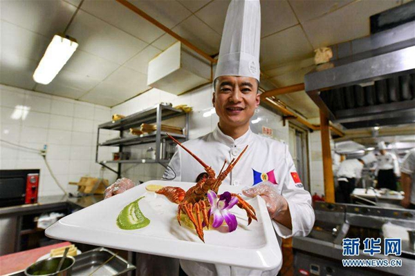 В Харбине открылся первый китайско-российский конкурс кулинарного мастерства