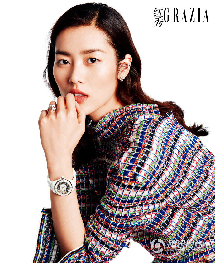 Супермодель Лю Вэнь украсила обложку модного журнала «GRAZIA»