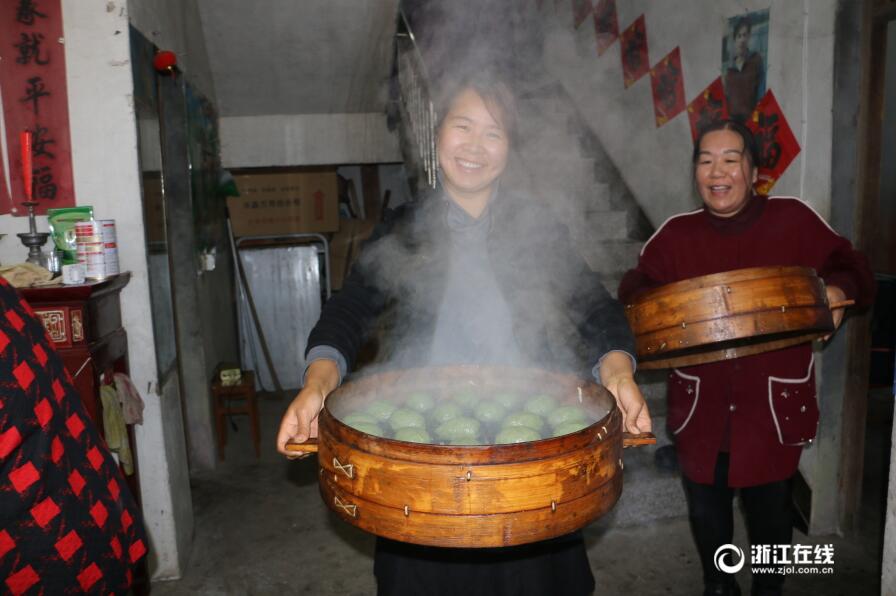 В преддверии праздника Цинмин Цинмин-плоды становятся популярными среди китайцев