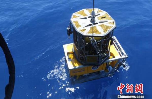Китай завершил морские испытания подводного робота с глубиной погружения до 3 тыс метров