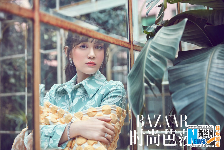 Тайваньская актриса Чэнь Цяоэнь в новых фото