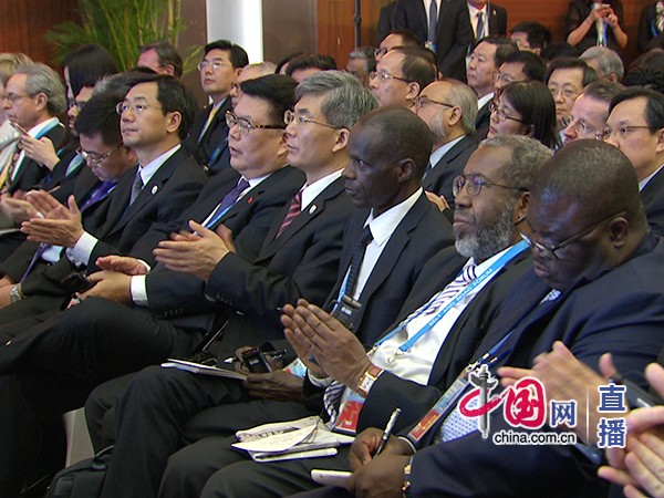 В 9 часов утра 14 мая в Пекине началась церемония открытия Форума высокого уровня по международному сотрудничеству в рамках «Одного пояса, одного пути».