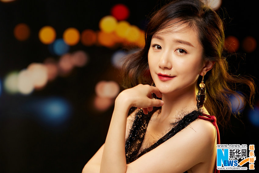 Китайская актриса Ли Цянь попала на модный журнал