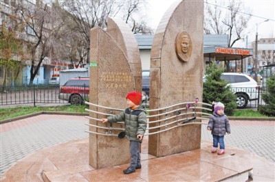 Истории дружеского общения Китая и Казахстана – это богатая руда