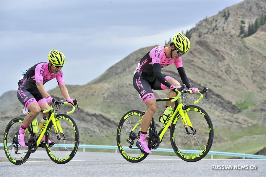 Велоспорт -- Шоссейная гонка 'Тур озера Сайрам-Нур' стартовала в Синьцзяне