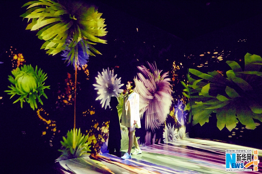 Стильная актриса Ван Лодань