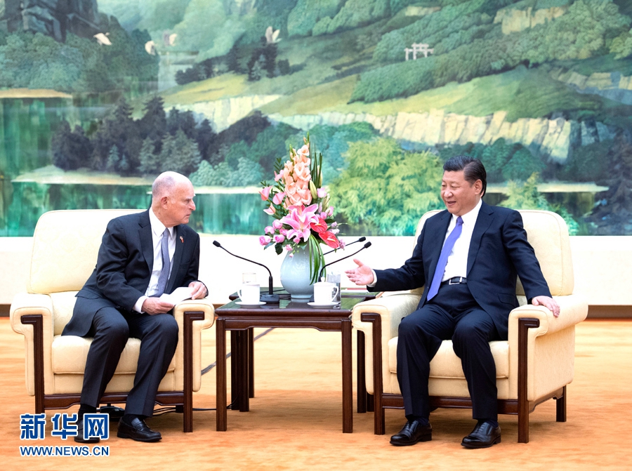 Си Цзиньпин встретился с губернатором Калифорнии