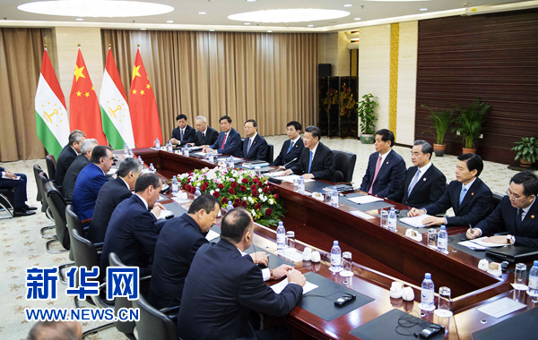 Си Цзиньпин встретился с президентом Таджикистана Эмомали Рахмоном