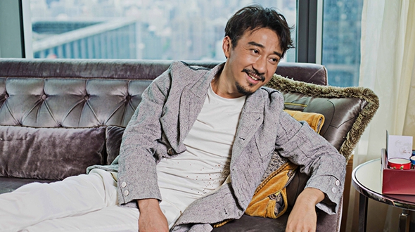 Китайский актер Чжао Лисинь