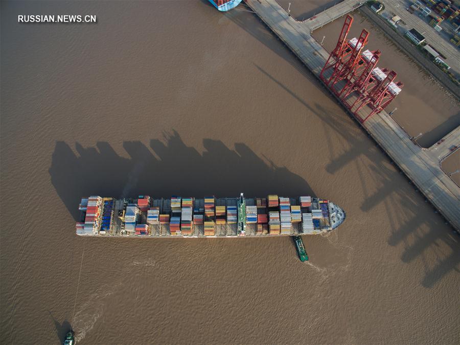 Порт Нинбо-Чжоушань -- важный опорный пункт 'Пояса и пути'