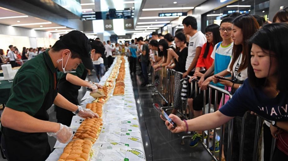 30-метровым сэндвичем удивили в провинции Шаньси