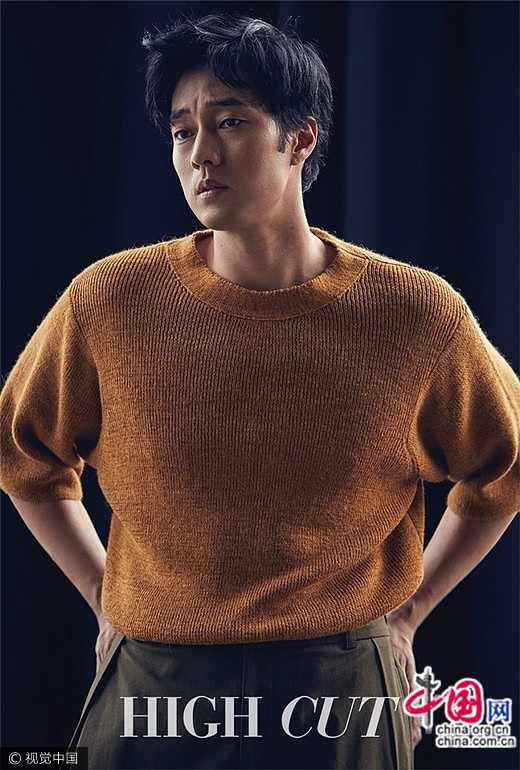 Южнокорейский актер Со Чжи Соп снялся для модного журнала