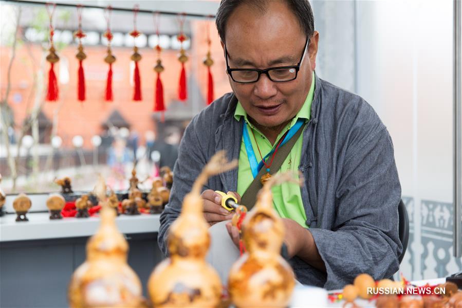 Китайская храмовая ярмарка в Москве -- платформа культурного взаимодействия между Россией и Китаем