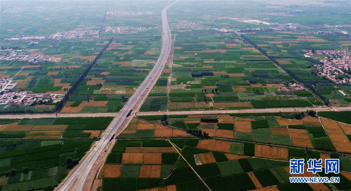 Длина скоростного шоссе в АР Внутренняя Монголия превысила 6000 км