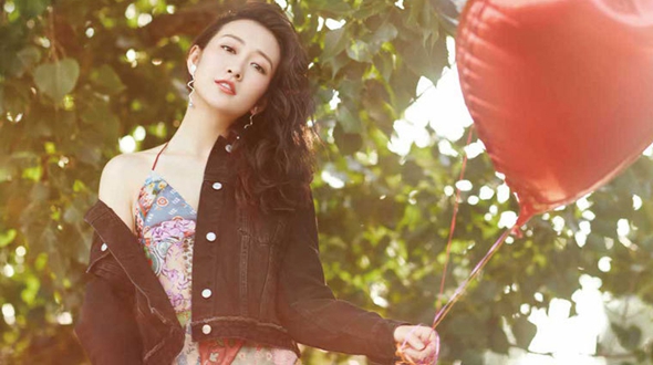 Актриса Ван Оу создает свой модный стиль