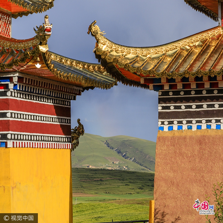 На фото: уезд Аба Аба-Тибетско-Цянского автономного округа в провинции Сычуань после землетрясения. (9 августа)